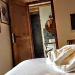 Le Pre Des Biches By Interhome