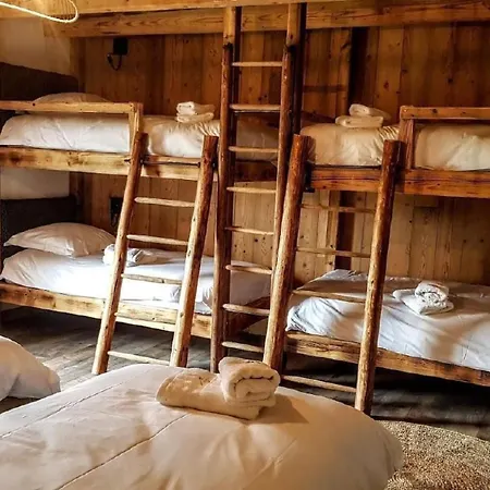 Le Pre Des Biches By Interhome Дом отдыха *