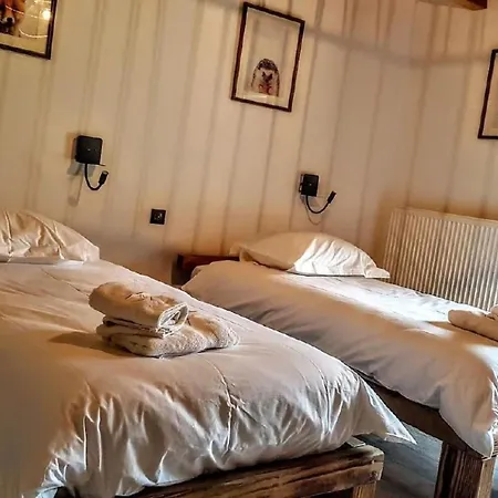 Le Pre Des Biches By Interhome Дом отдыха