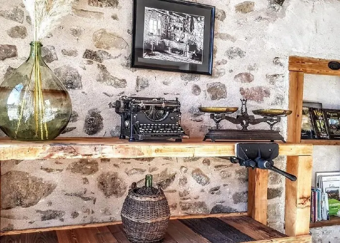 Le Pre Des Biches By Interhome *