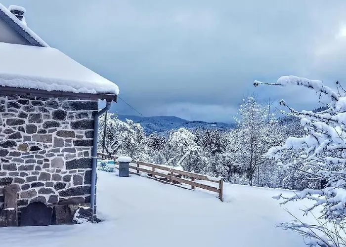 Le Pre Des Biches By Interhome Дом отдыха Cleurie